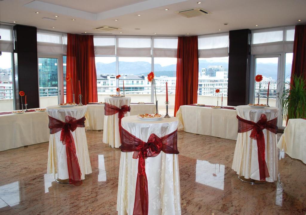 Aparthotel Premier Podgorica Restaurant photo